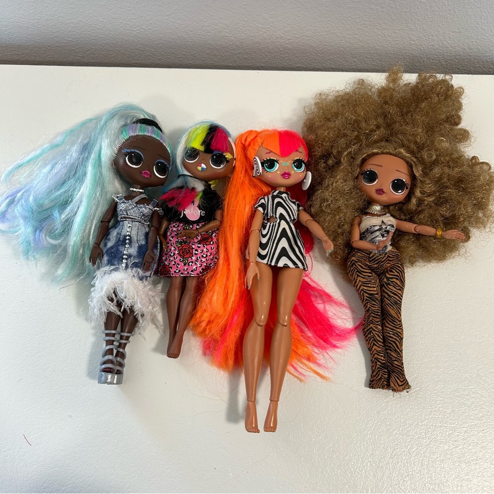 Lol Omg Dolls